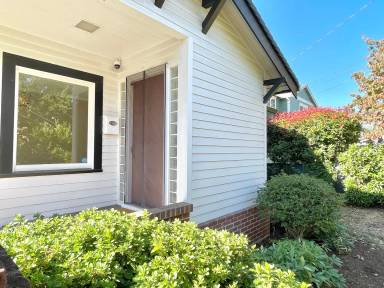 Main picture of 5612 SE Liebe St