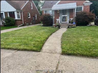 Main picture of 18489 Glastonbury Rd