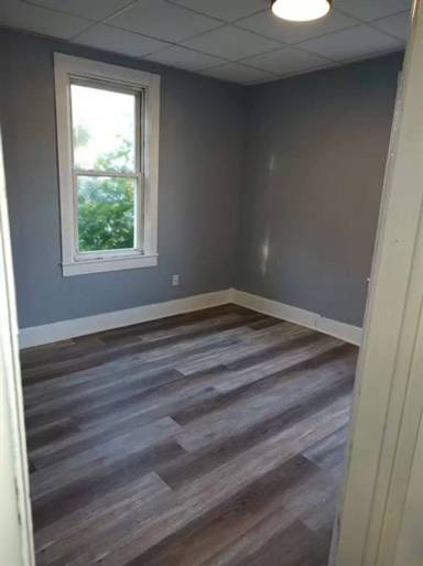 Main picture of 709 8th St