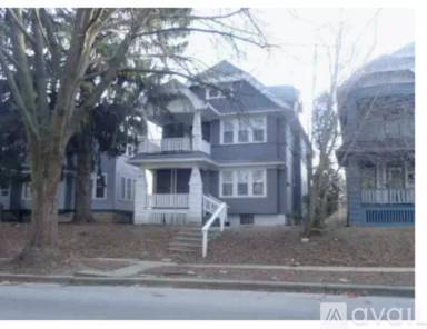 Main picture of 2526 N 51st St