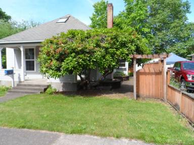 Main picture of 513 S Howard St
