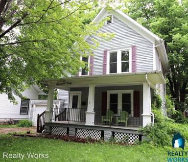 Main picture of 1740 Harwood St