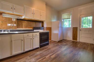 Main picture of 4223 Red Bud Ave