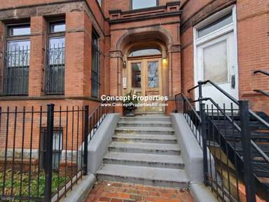 Main picture of 121 Saint Botolph St