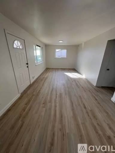 Main picture of 8771 Oakwood St