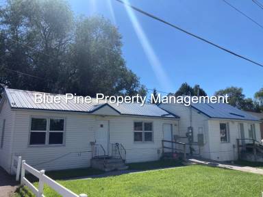 Main picture of 452 E Center St