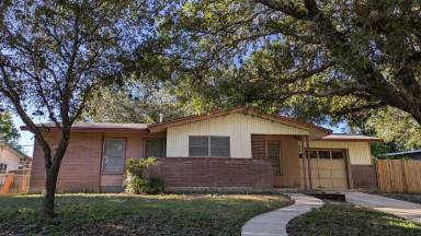 Main picture of 1110 Sumner Dr