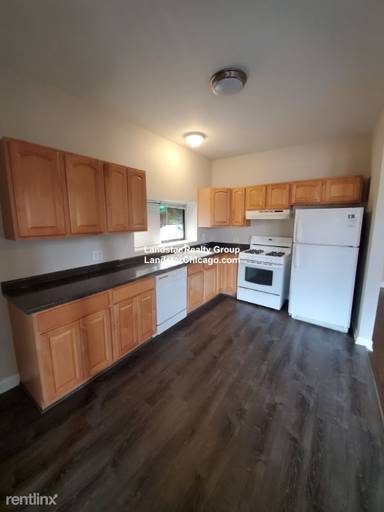 Main picture of 1432 W Farragut Ave