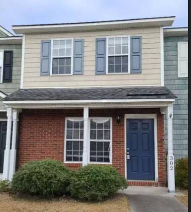 Main picture of 304 Bridgewood Dr