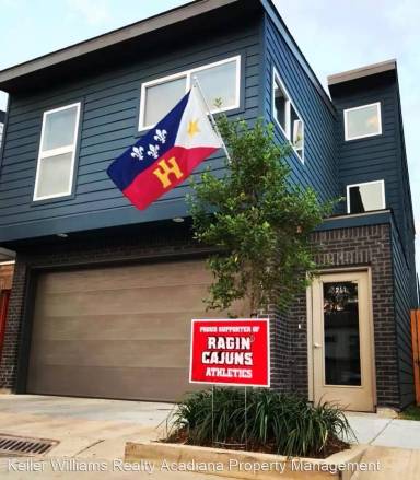 Main picture of 211 Highland Park Ln