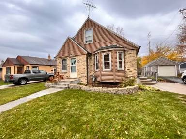 Main picture of 10404 W Manor Park Dr
