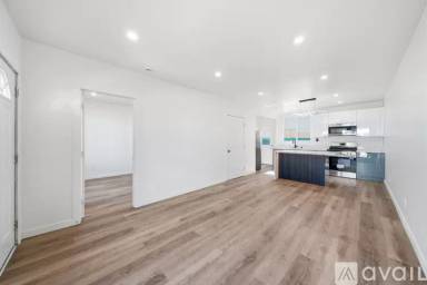 Main picture of 3020 W 12th St