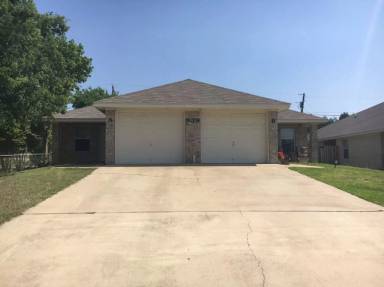 Main picture of 925 Ramblewood St