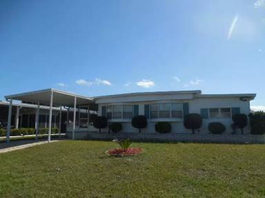 Main picture of 7325 First Circle Dr