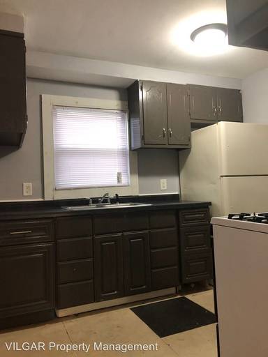 Main picture of 41 Waltham St