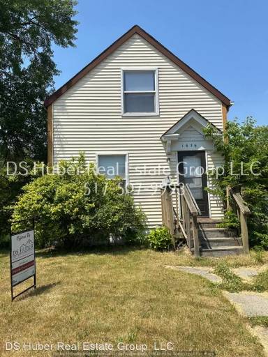 Main picture of 1636 Herbert St