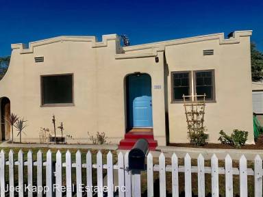 Main picture of 3005 Central Ave