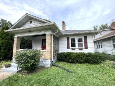 Main picture of 822 N Chester Ave