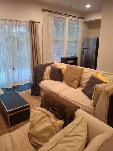 Main picture of 307 Spring Bank Way