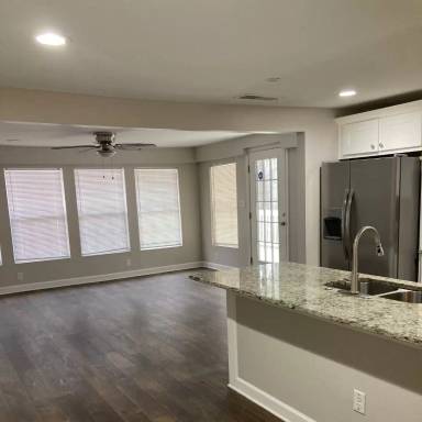 Main picture of 24 Wayside Ln