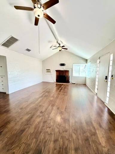 Main picture of 445 1/2 E Puente St