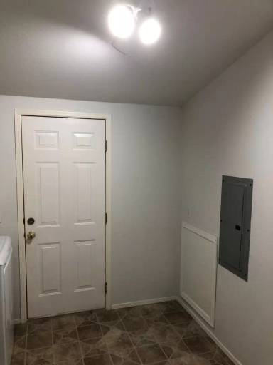 Main picture of 755 SE Lacey St