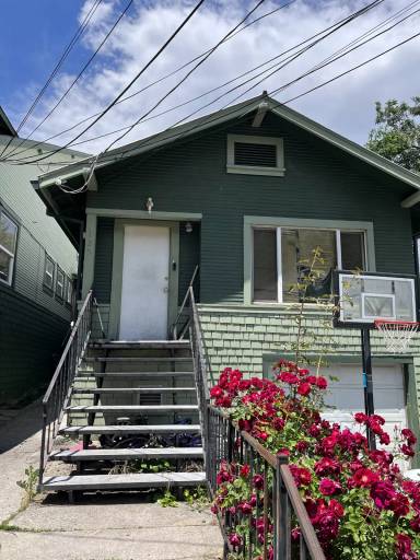 Main picture of 6125 Rose Ave