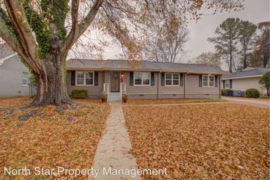 Main picture of 1703 Sandlin Ave SE
