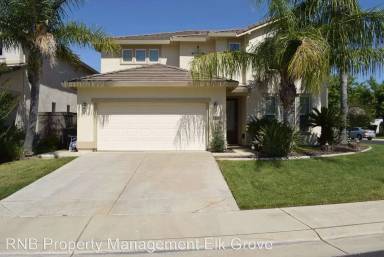Main picture of 9245 Laguna Springs Dr