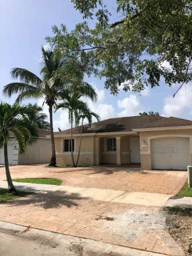 Main picture of 13502 SW 282nd Ter