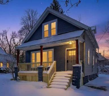 Main picture of 9716 Sophia Ave