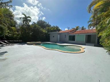 Main picture of 1229 SW 19th St