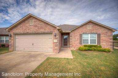 Main picture of 6714 N 128th East Ave