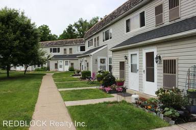 Main picture of 520 Bristol Pike