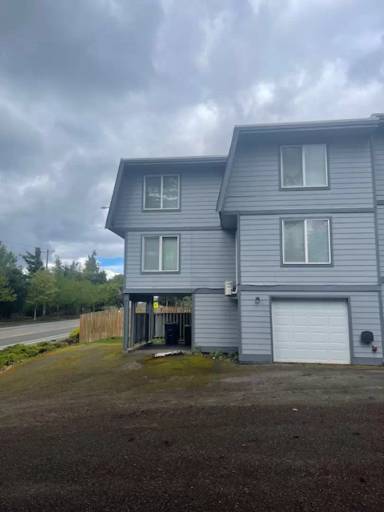 Main picture of 4323 67th Ave W