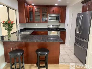 Main picture of 5204 El Mercado Pkwy
