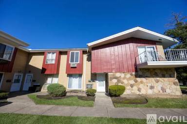 Main picture of 27701 Mills Ave