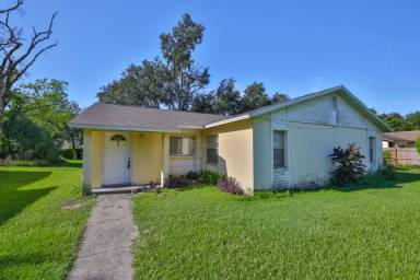 Main picture of 11507 Valencia Dr