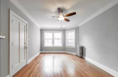 Main picture of 4411 N Rockwell St