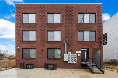 Main picture of 1714 N 22nd St