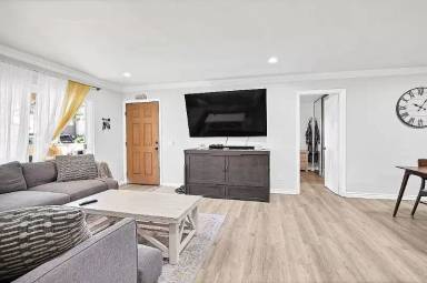 Main picture of 5054 Los Morros Way