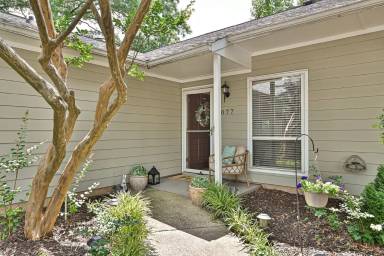 Main picture of 1077 Sardis Cove Dr