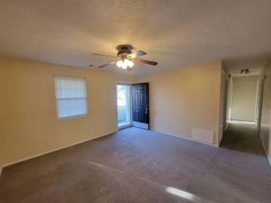 Main picture of 116 Magnolia Dr
