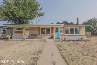Main picture of 4002 37th St
