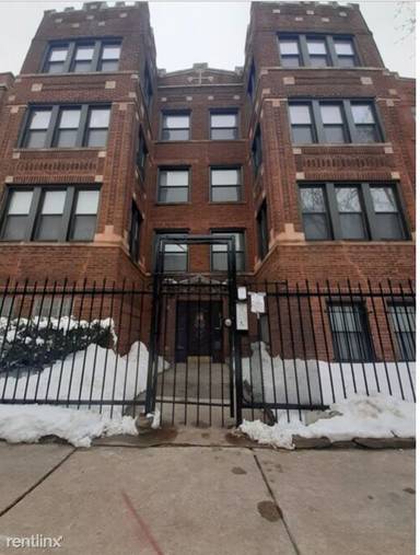 Main picture of 6742-44 S Clyde Ave Apartments
