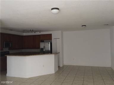 Main picture of 107 Mendoza Ave