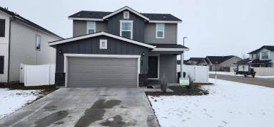 Main picture of 898 E Great Bear St