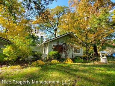 Main picture of 3770 Woodview Ave