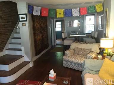 Main picture of 4143 Tower St