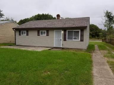 Main picture of 2256 Central Dr